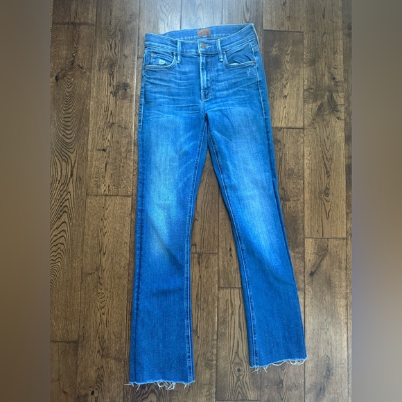 MOTHER The Runaway Step Fray Jeans Leaps and Bounds Blue Wash Size 25 - Picture 9 of 9